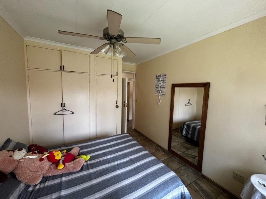 3 Bedroom Property for Sale in Safari Gardens North West